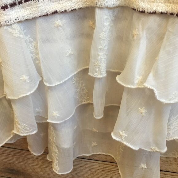 LILY WHITE KNIT TOP WITH DOUBLE RUFFLE HEM - Picture 3 of 7